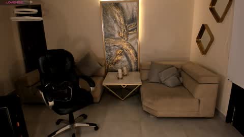 K A T E  online show from 10/20/25, 10:27