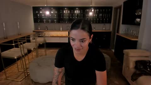 K A T E  online show from 11/23/25, 07:08