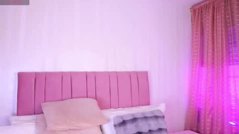   online show from 10/08/25, 08:28