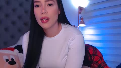 Snapshot of kathalove_1 chatting on 12/09/24, 05:40 Klove online show from 12/09/24, 05:40