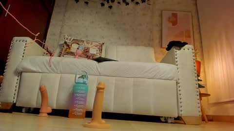 Kathee Saenz online show from 01/01/25, 11:18