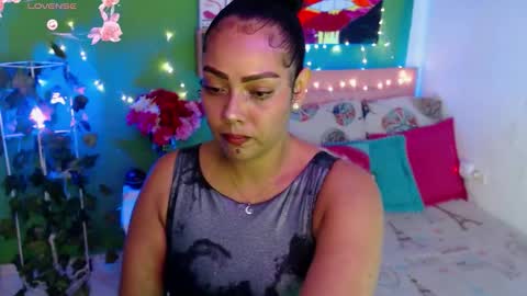 katherin online show from 09/19/25, 02:46