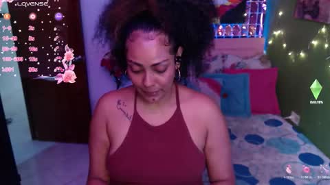 Snapshot of katherincastillo chatting on 11/26/25, 05:36 katherin online show from 11/26/25, 05:36