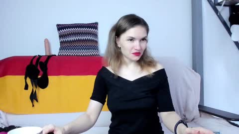 Snapshot of katherinemidnight chatting on 12/05/24, 03:28 Katherine online show from 12/05/24, 03:28