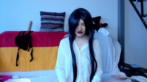 Snapshot of katherinemidnight chatting on 12/24/24, 10:11 Katherine online show from 12/24/24, 10:11