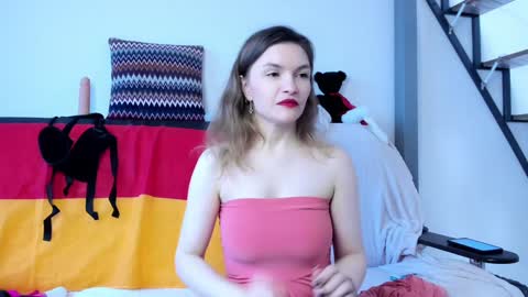 Snapshot of katherinemidnight chatting on 01/25/25, 10:51 Katherine online show from 01/25/25, 10:51