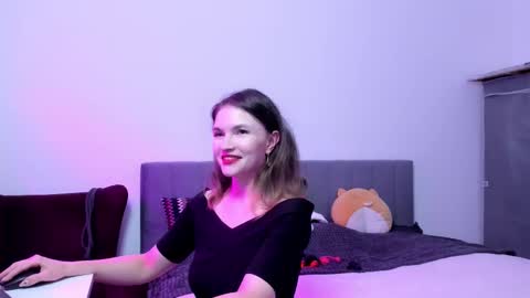 Snapshot of katherinemidnight chatting on 10/16/25, 03:46 Katherine online show from 10/16/25, 03:46