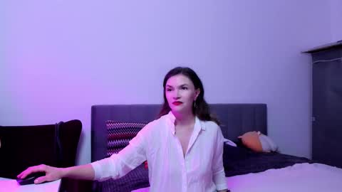 Snapshot of katherinemidnight chatting on 11/07/25, 04:18 Katherine online show from 11/07/25, 04:18