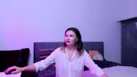 Snapshot of katherinemidnight chatting on 11/14/25, 03:55 Katherine online show from 11/14/25, 03:55