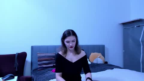 Snapshot of katherinemidnight chatting on 11/20/25, 03:45 Katherine online show from 11/20/25, 03:45