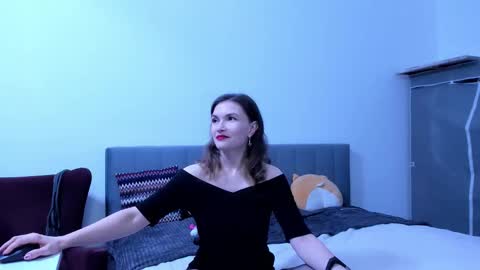 Snapshot of katherinemidnight chatting on 11/27/25, 03:36 Katherine online show from 11/27/25, 03:36