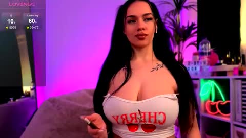 Snapshot of katherineswan chatting on 02/21/26, 05:47 Katherine Swan online show from 02/21/26, 05:47