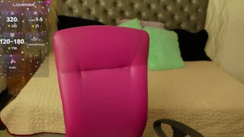 kathh_latorre online show from 05/12/26, 01:52