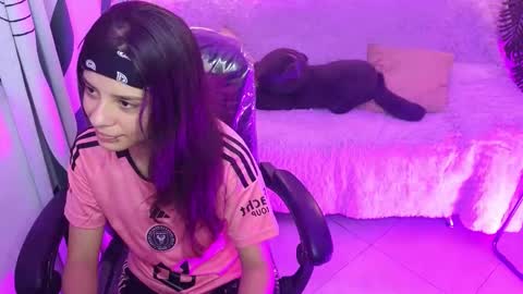 kathie_lozada online show from 09/19/25, 05:42