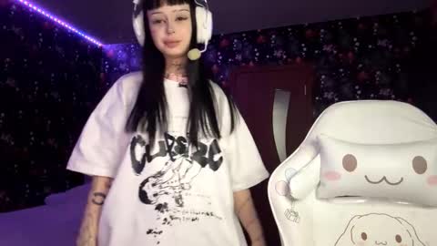 Luna online show from 02/16/26, 03:19