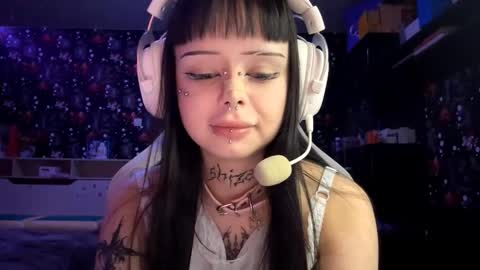 Luna online show from 02/26/26, 03:22