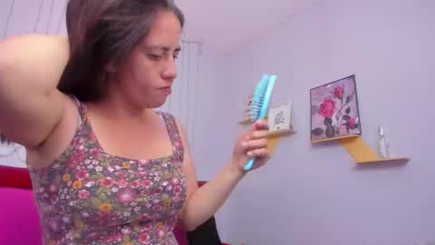 Paola online show from 02/20/25, 06:46