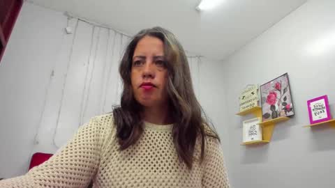 Paola online show from 03/03/25, 12:48