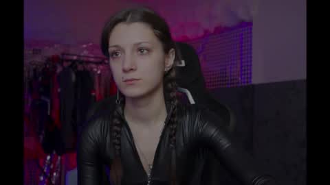 kathleen_frost online show from 10/19/25, 09:43