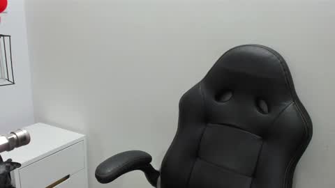 Khaty online show from 02/20/25, 11:31