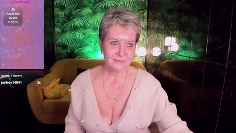 Kathy online show from 01/13/25, 01:28