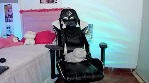 valentina  online show from 02/25/26, 01:21