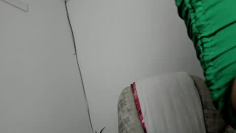 Snapshot of katia_12_ chatting on 12/22/24, 11:09 katia_12_ online show from 12/22/24, 11:09