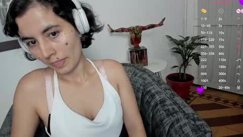 Snapshot of katia_12_ chatting on 03/12/25, 07:35 katia_12_ online show from 03/12/25, 07:35