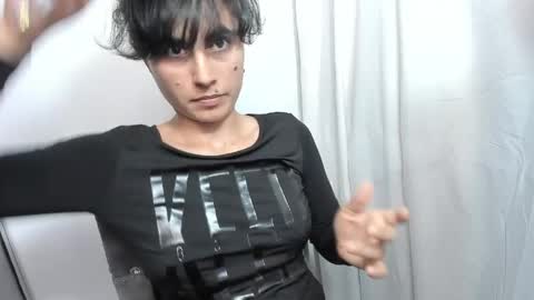 katia_12_ online show from 06/01/26, 12:12