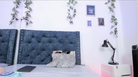 Snapshot of katia_777_ chatting on 07/04/26, 02:34 KATALINA online show from 07/04/26, 02:34