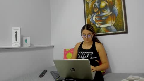 Khaterine online show from 02/25/25, 11:55