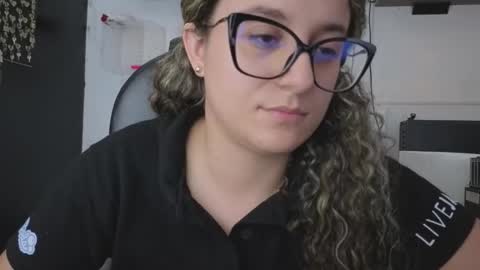 Khaterine online show from 10/20/25, 10:21