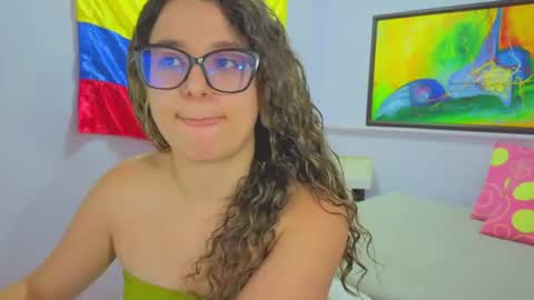 Snapshot of katia_foxx chatting on 06/30/26, 12:17 Khaterine online show from 06/30/26, 12:17