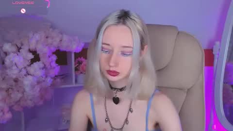 Katia  online show from 12/21/25, 06:20