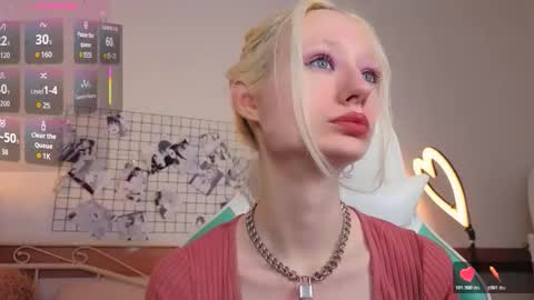 Snapshot of katia_kim chatting on 03/03/26, 06:30 Katia online show from 03/03/26, 06:30