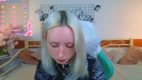 Snapshot of katia_kim chatting on 03/25/26, 06:52 Katia online show from 03/25/26, 06:52