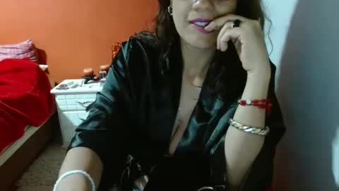Snapshot of katia_love69 chatting on 01/18/25, 06:45 Katia Love69 online show from 01/18/25, 06:45