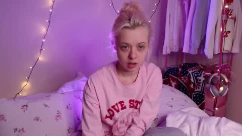 Katie Deville online show from 01/18/26, 06:55