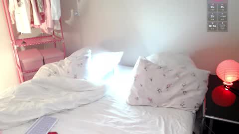 Katie Deville online show from 02/08/26, 07:39