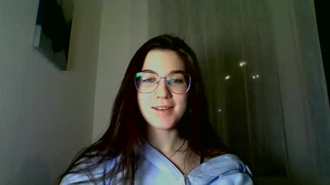 katie_foxi online show from 01/25/25, 07:49
