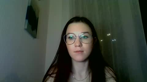 katie_foxi online show from 02/16/25, 07:27