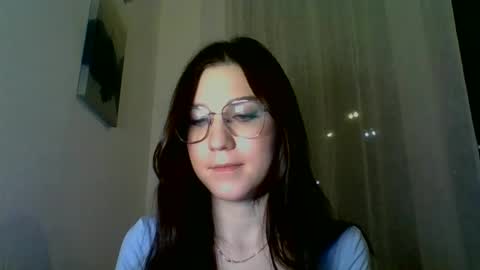 katie_foxi online show from 02/21/25, 08:16
