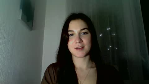 katie_foxi online show from 10/11/25, 05:22