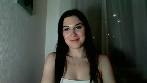 katie_foxi online show from 05/04/26, 09:22
