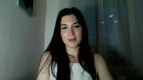katie_foxi online show from 05/08/26, 06:46