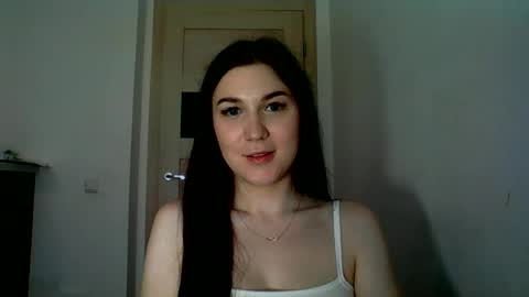 katie_foxi online show from 06/15/26, 05:26