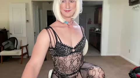 katiebabykitty online show from 04/24/26, 01:57