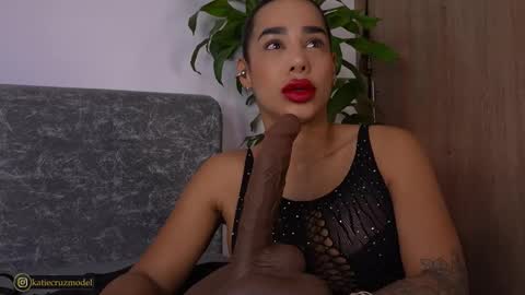 Katie online show from 01/18/26, 10:41