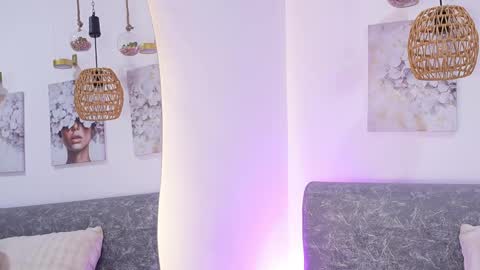 Katie online show from 04/10/26, 11:04