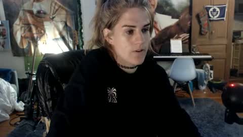 Katie online show from 06/25/26, 03:28